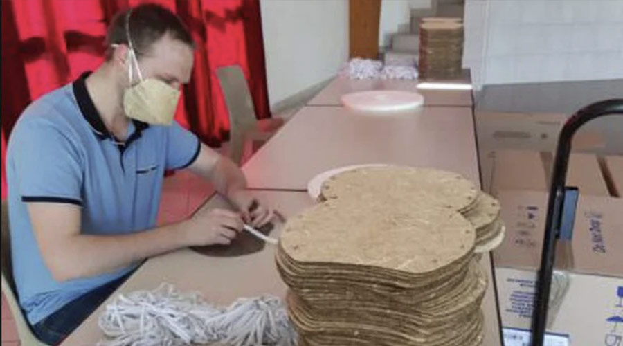 Making Biodegradable face masks
