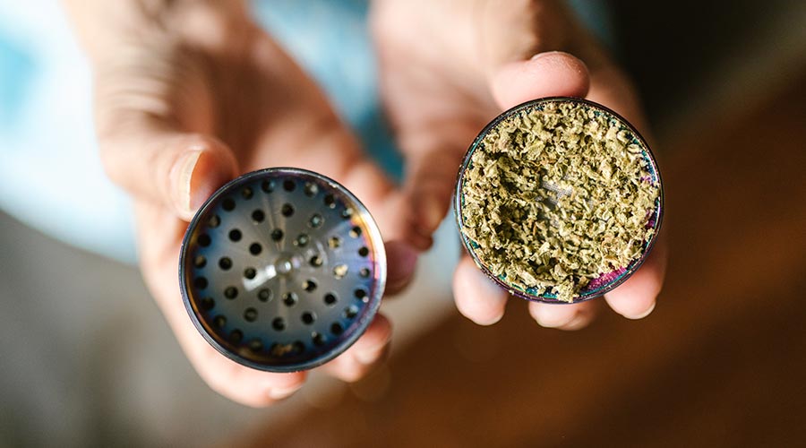 weed grinder compartments chambers